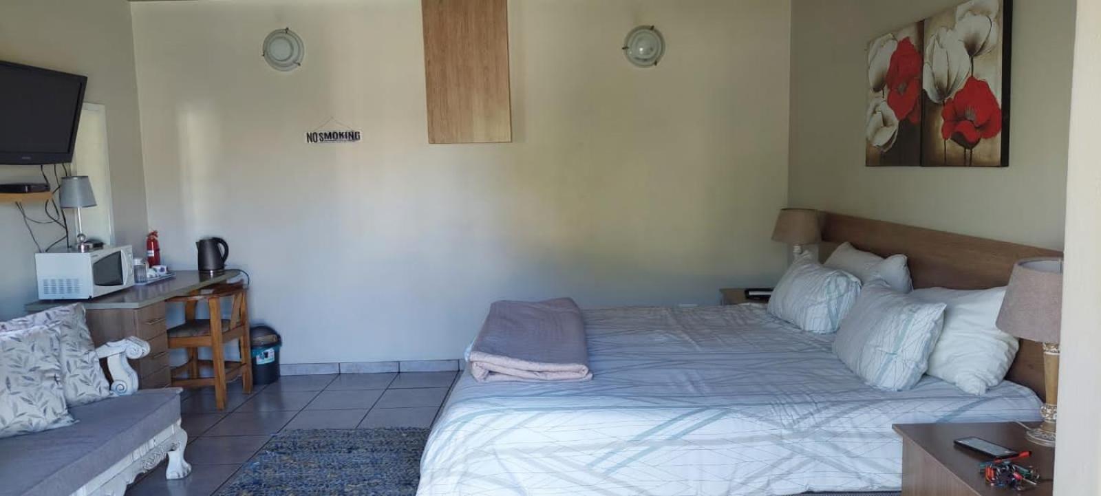 12 On Vaal Drive Guesthouse Фандербейлпарк Экстерьер фото